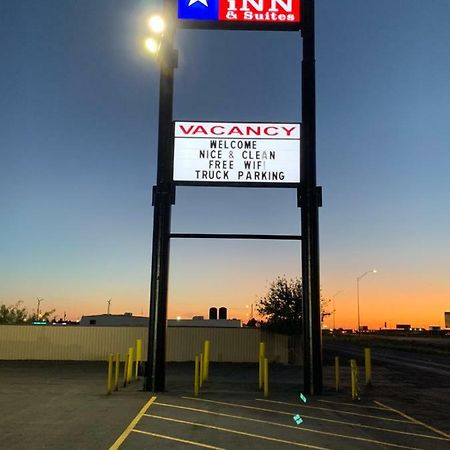 Texan Inn And Suites מונהנס מראה חיצוני תמונה
